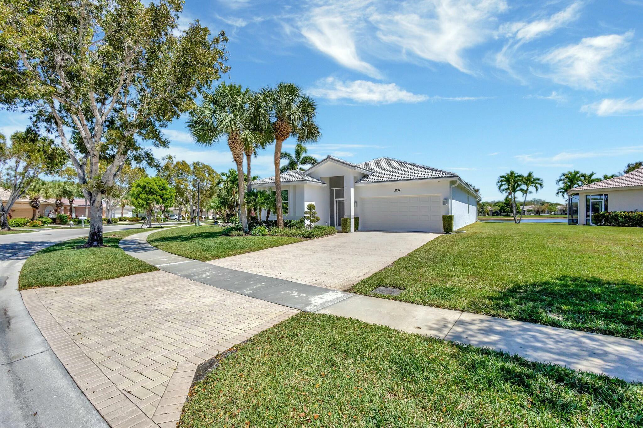 2737 Clipper Circle