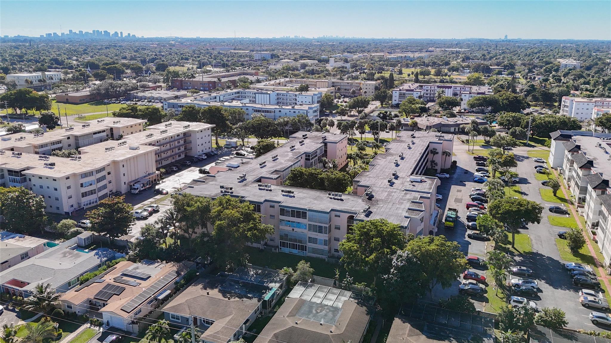 Oakland Club / Diamond - Residential