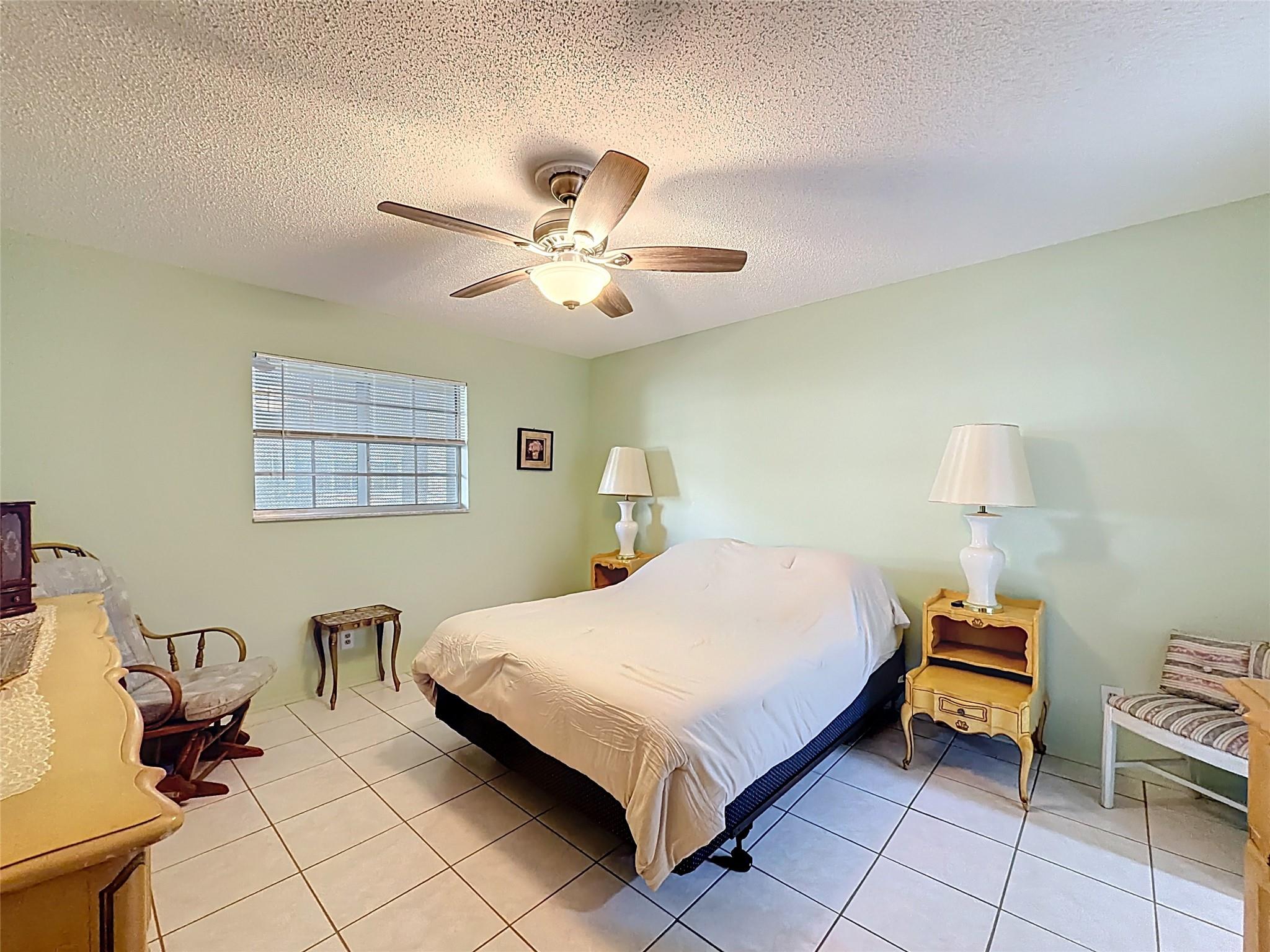 Oakland Club / Diamond - Residential