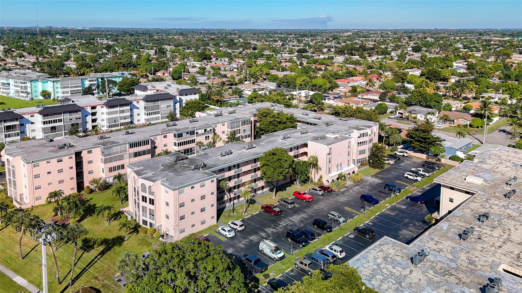 Oakland Club / Diamond - Residential