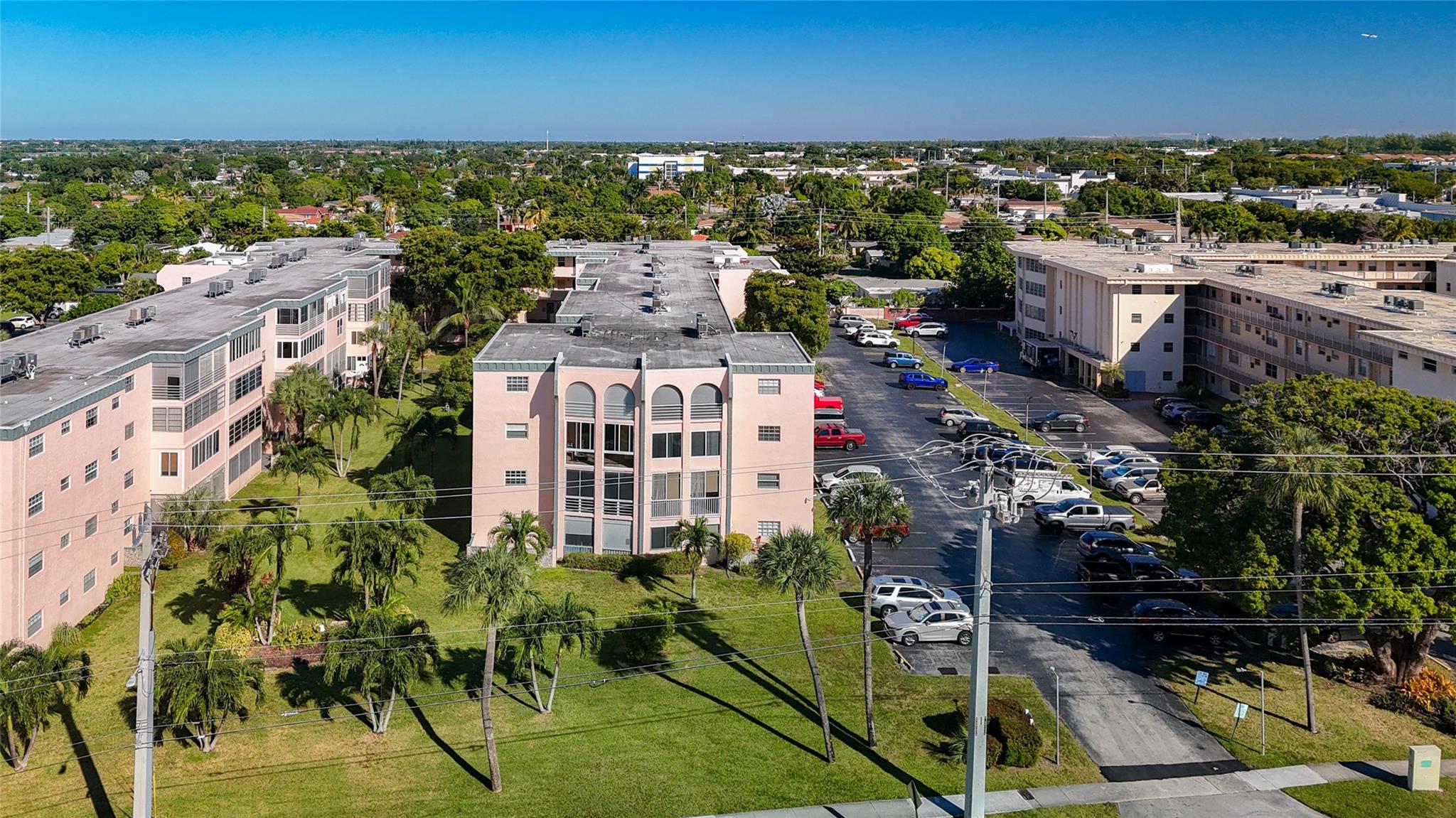 Oakland Club / Diamond - Residential