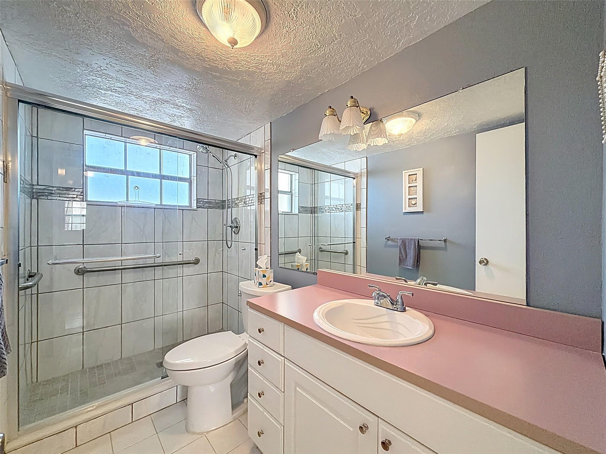 Oakland Club / Diamond - Residential