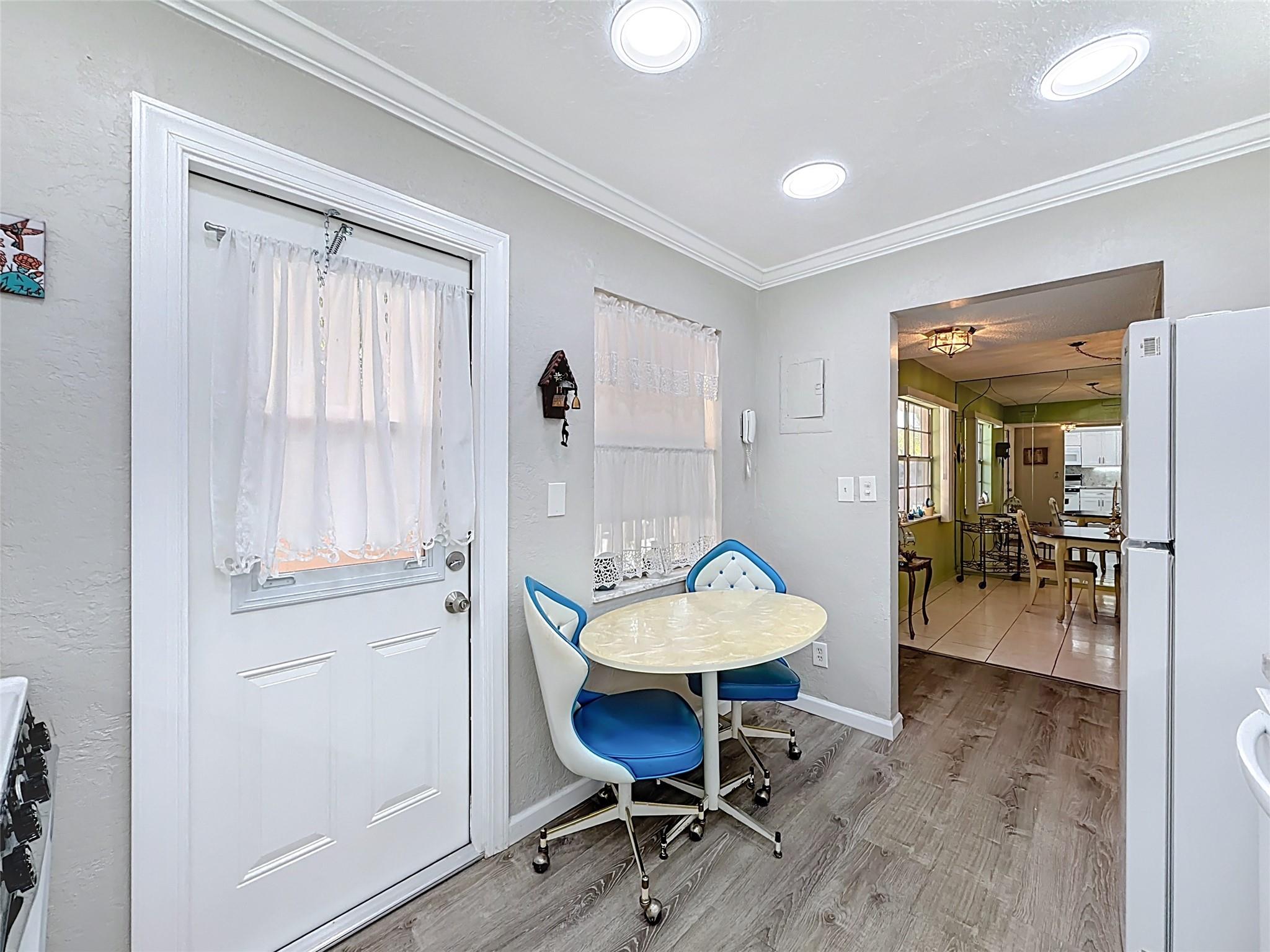 Oakland Club / Diamond - Residential