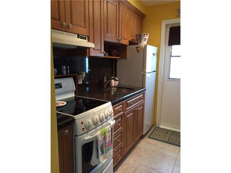 315 Van Buren Street 203b