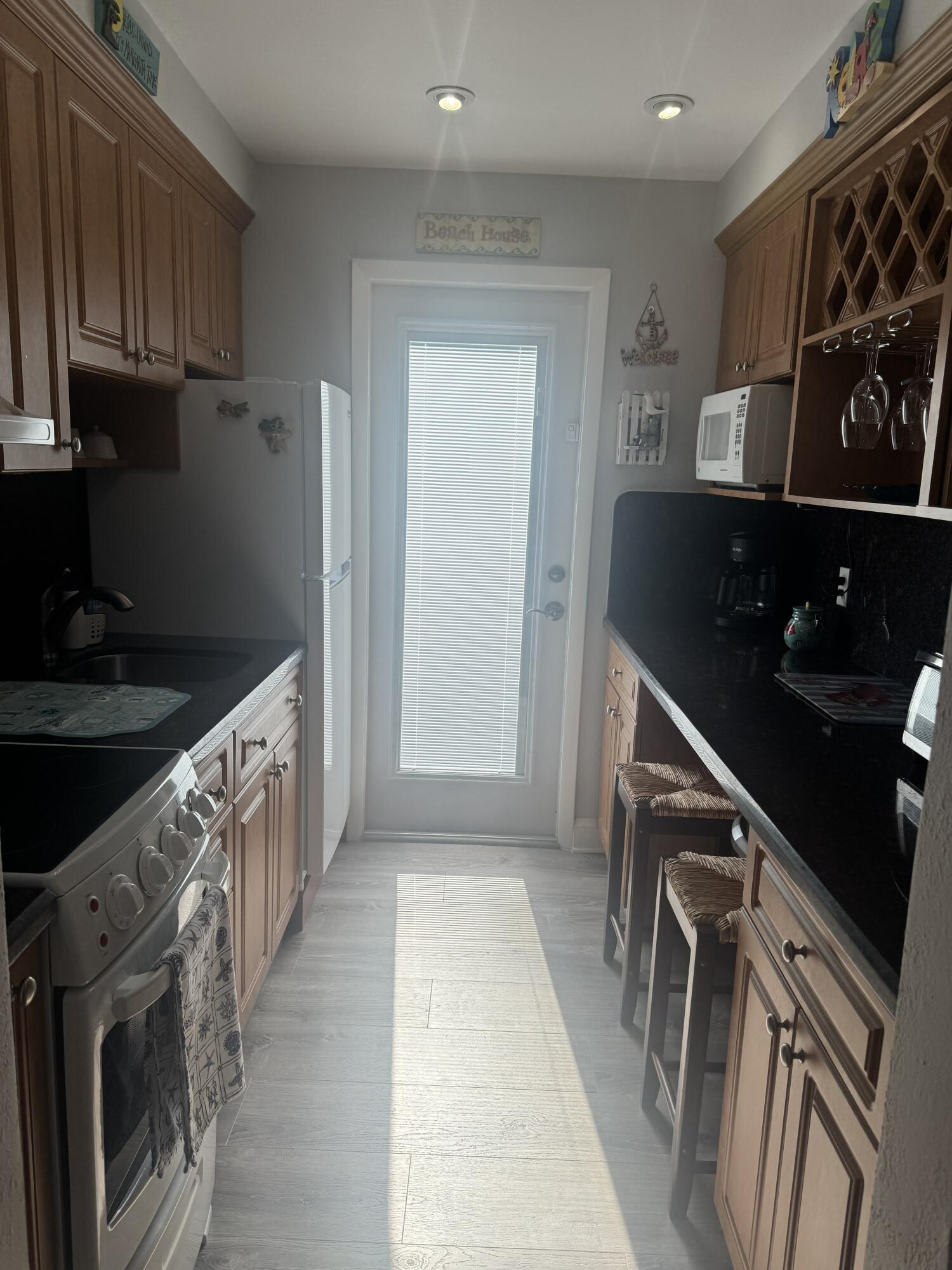 WINDWOOD SEAS CONDO - Residential Lease