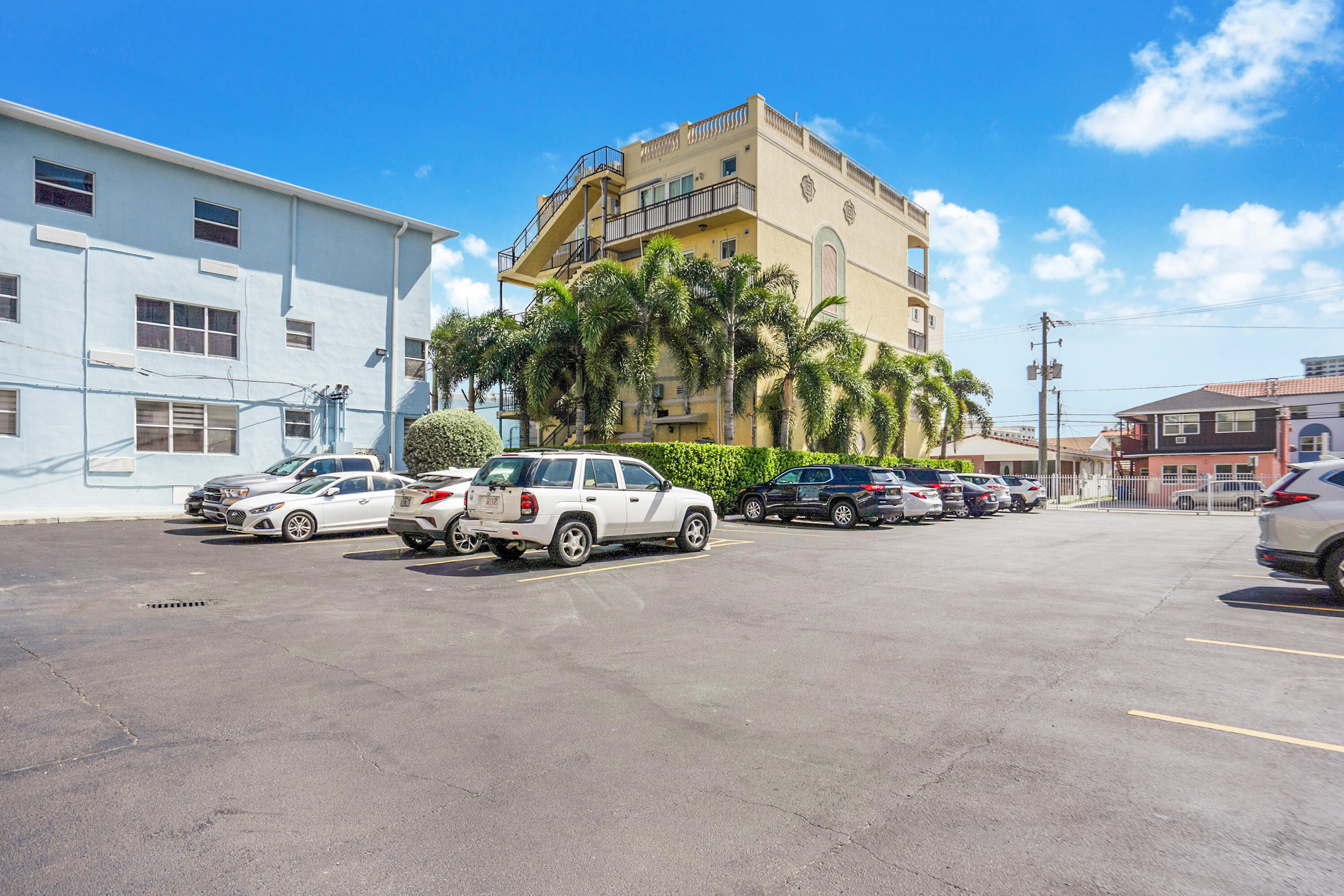 WINDWOOD SEAS CONDO - Residential Lease