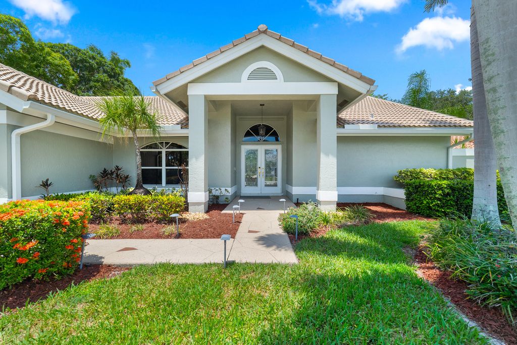 Photo of 6073 Wedgewood Village Circle, Lake Worth, FL 33463 (MLS # R11113687)