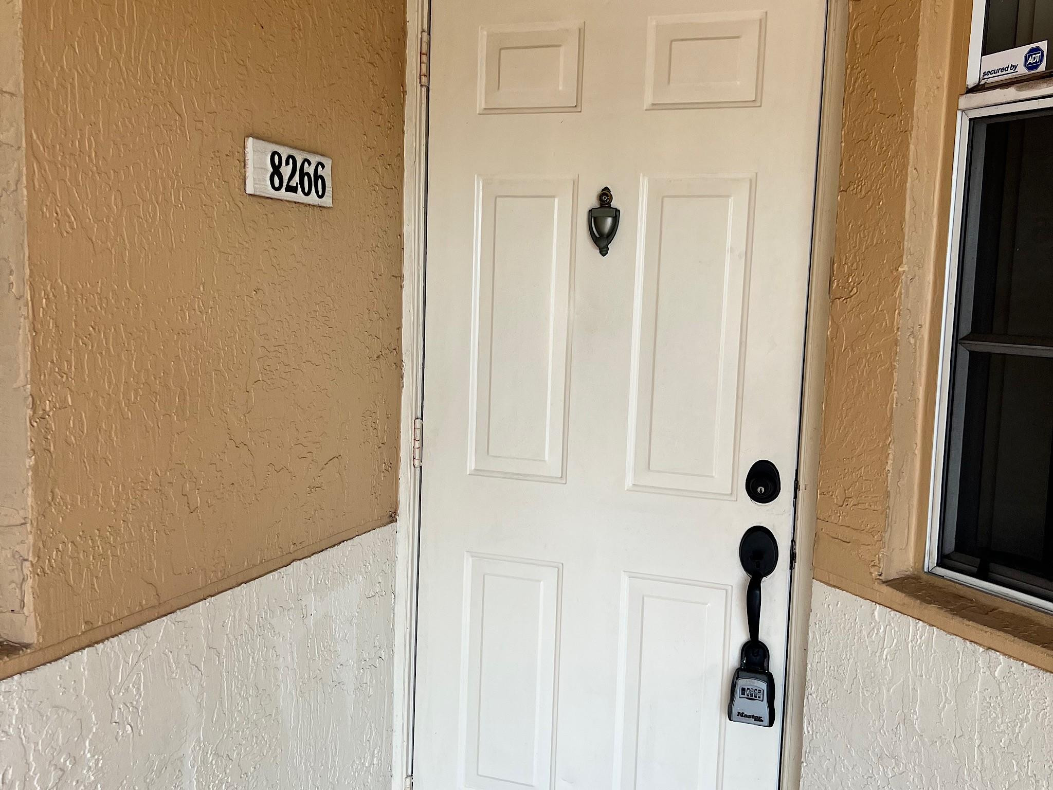 CORAL SPRINGS ESTATE TOWNHOMES - Residential