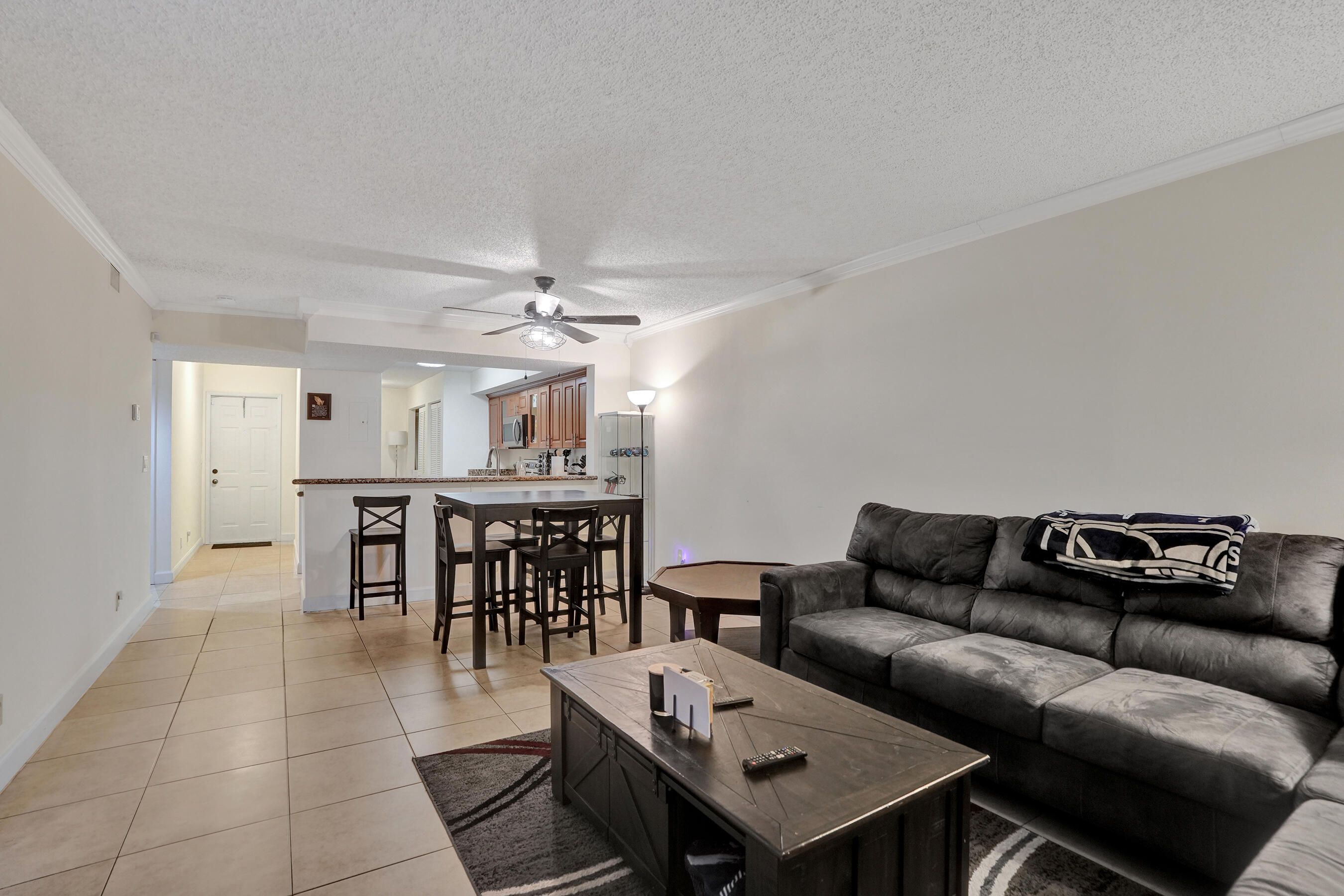 CORAL SPRINGS ESTATE TOWNHOMES - Residential