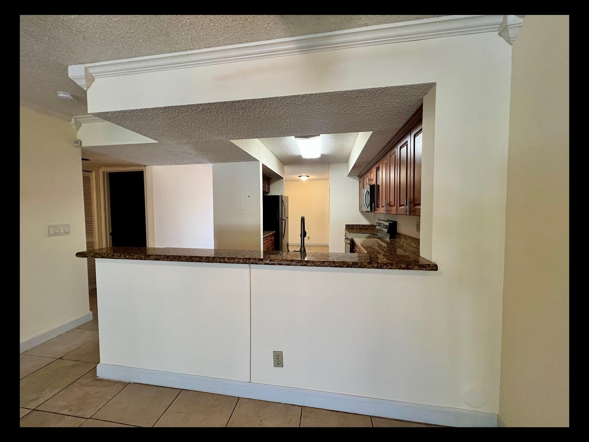 CORAL SPRINGS ESTATE TOWNHOMES - Residential