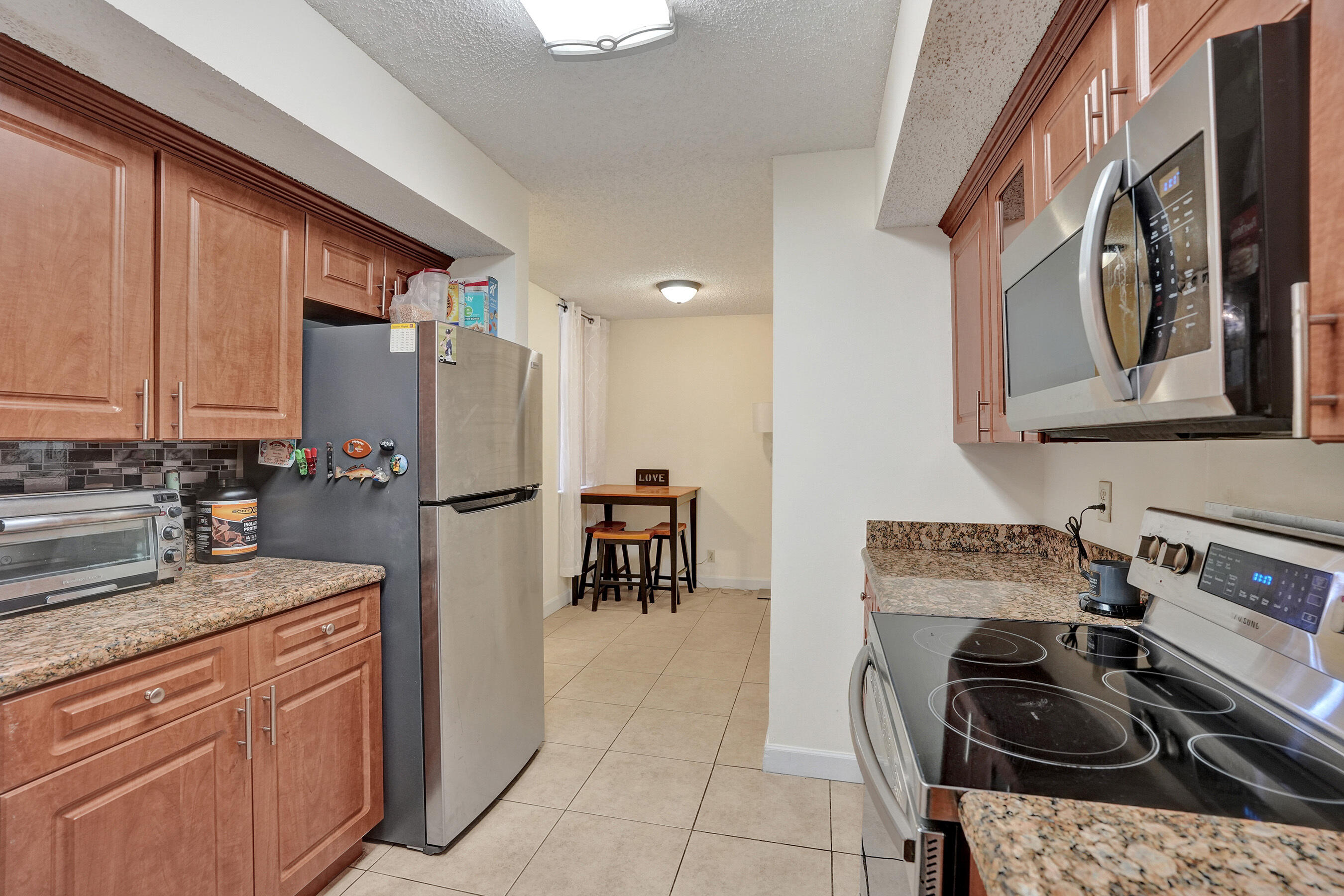 CORAL SPRINGS ESTATE TOWNHOMES - Residential