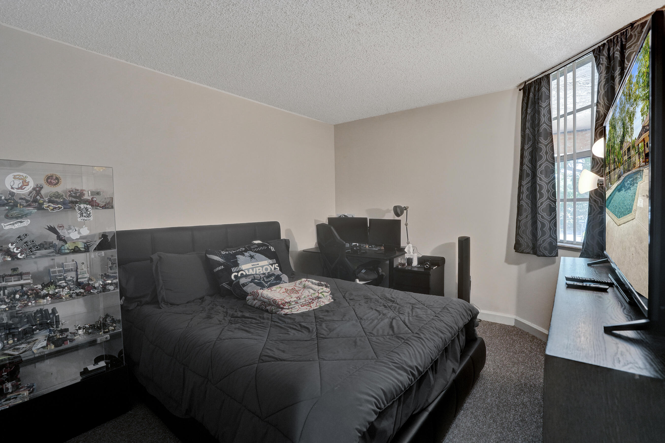 CORAL SPRINGS ESTATE TOWNHOMES - Residential