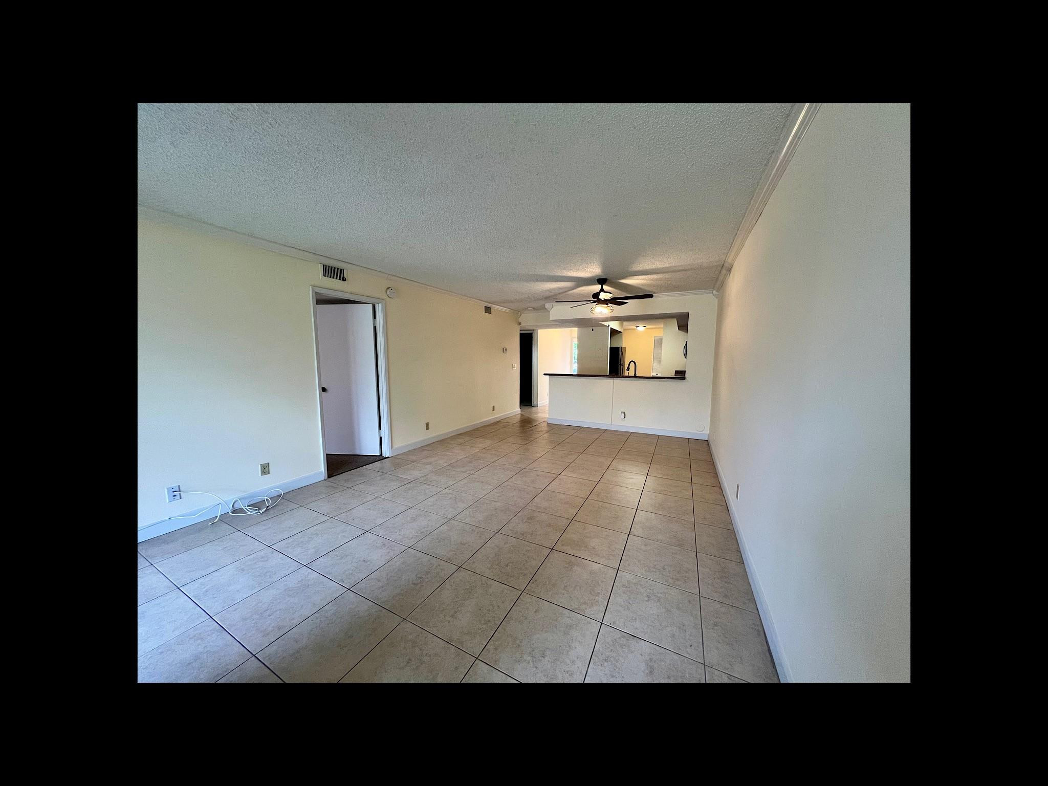 CORAL SPRINGS ESTATE TOWNHOMES - Residential