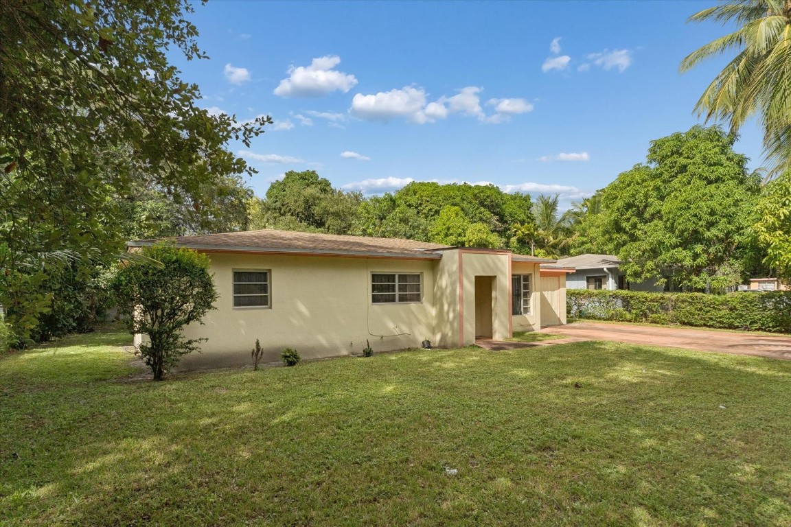 KERWOOD MANOR - Residential