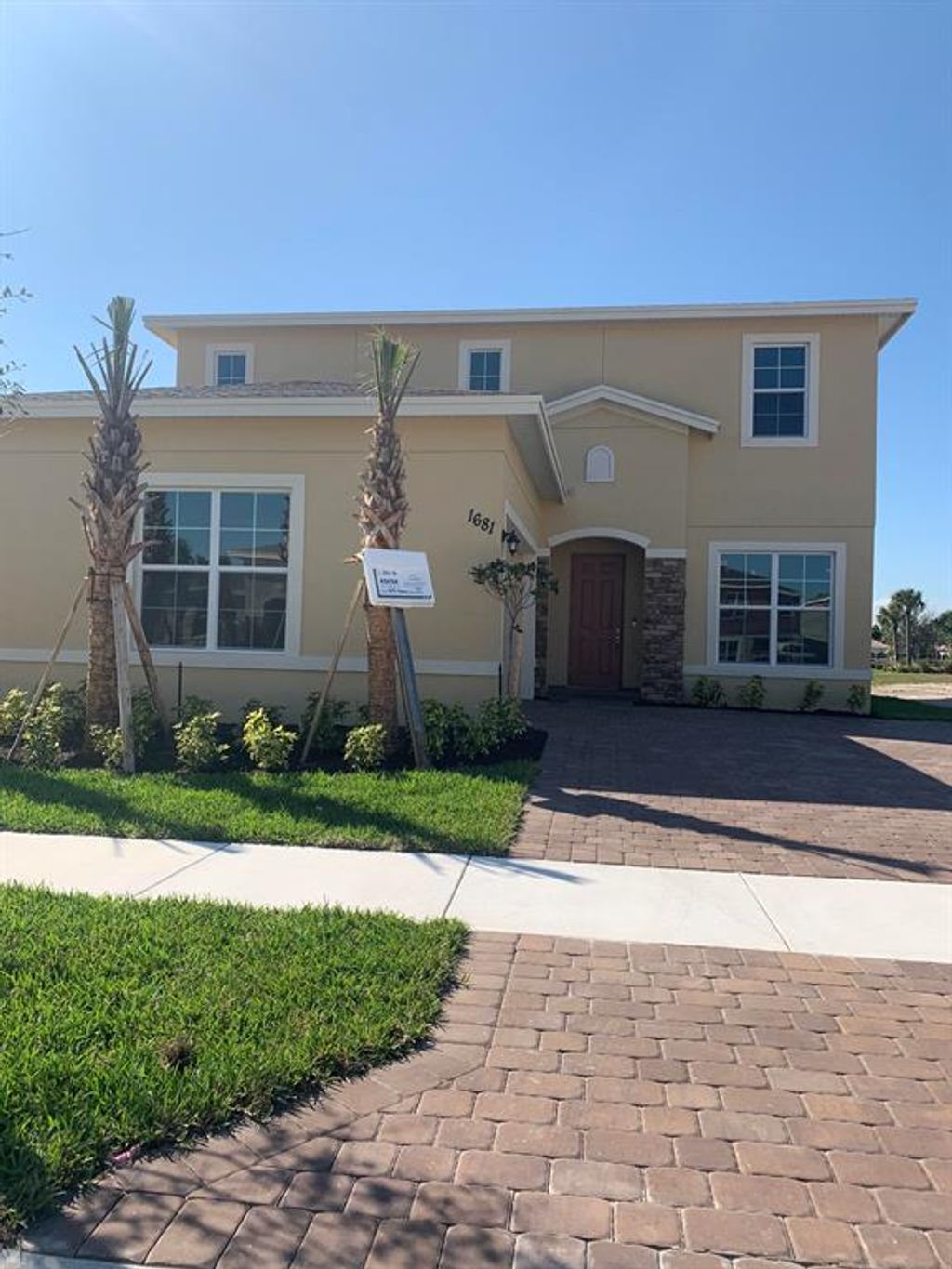 Photo of 1681 NW Vivanco Street, Port Saint Lucie, FL 34986 (MLS # R10706075)