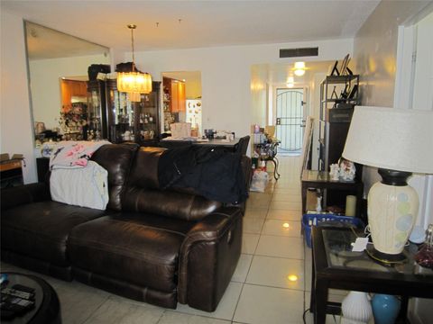 A home in Lauderdale Lakes