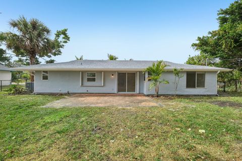 A home in Port St Lucie