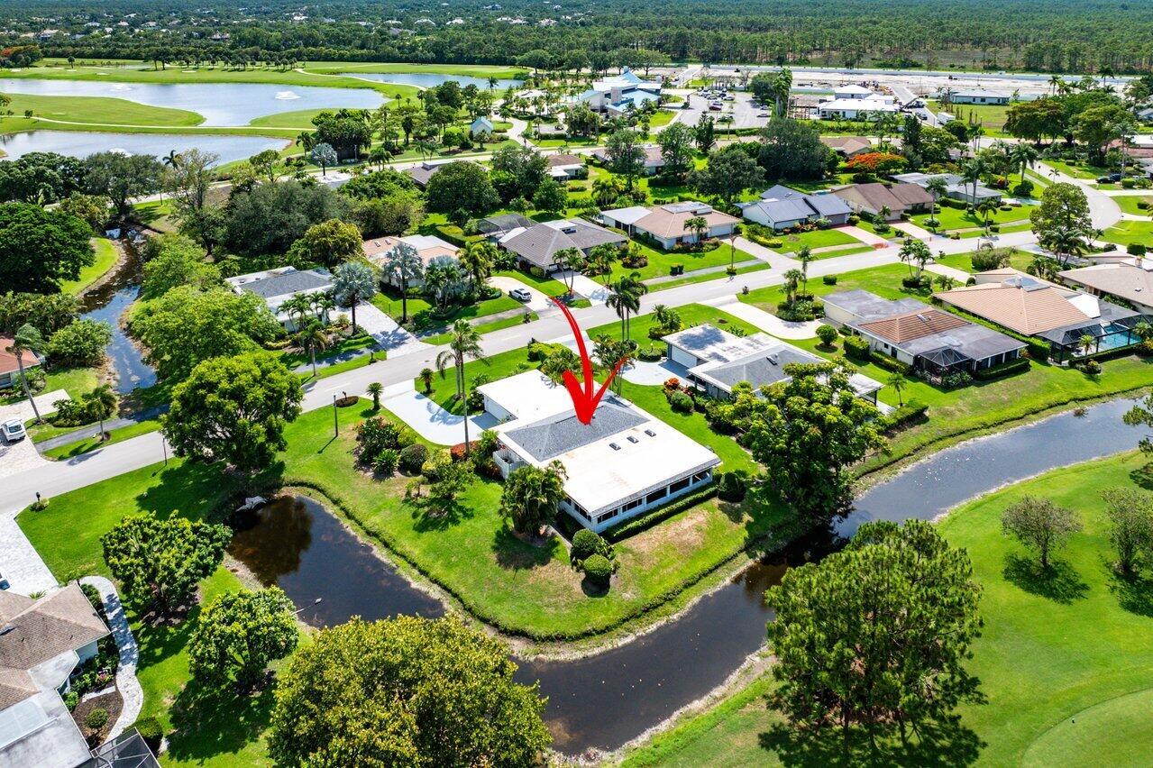 EASTPOINTE COUNTRY CLUB 8 - Residential Lease