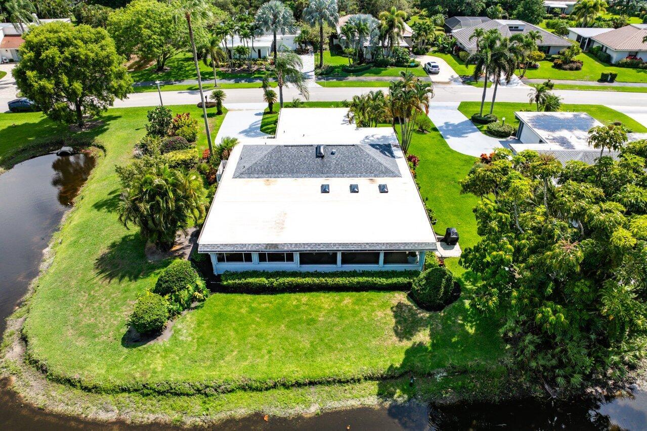 EASTPOINTE COUNTRY CLUB 8 - Residential Lease