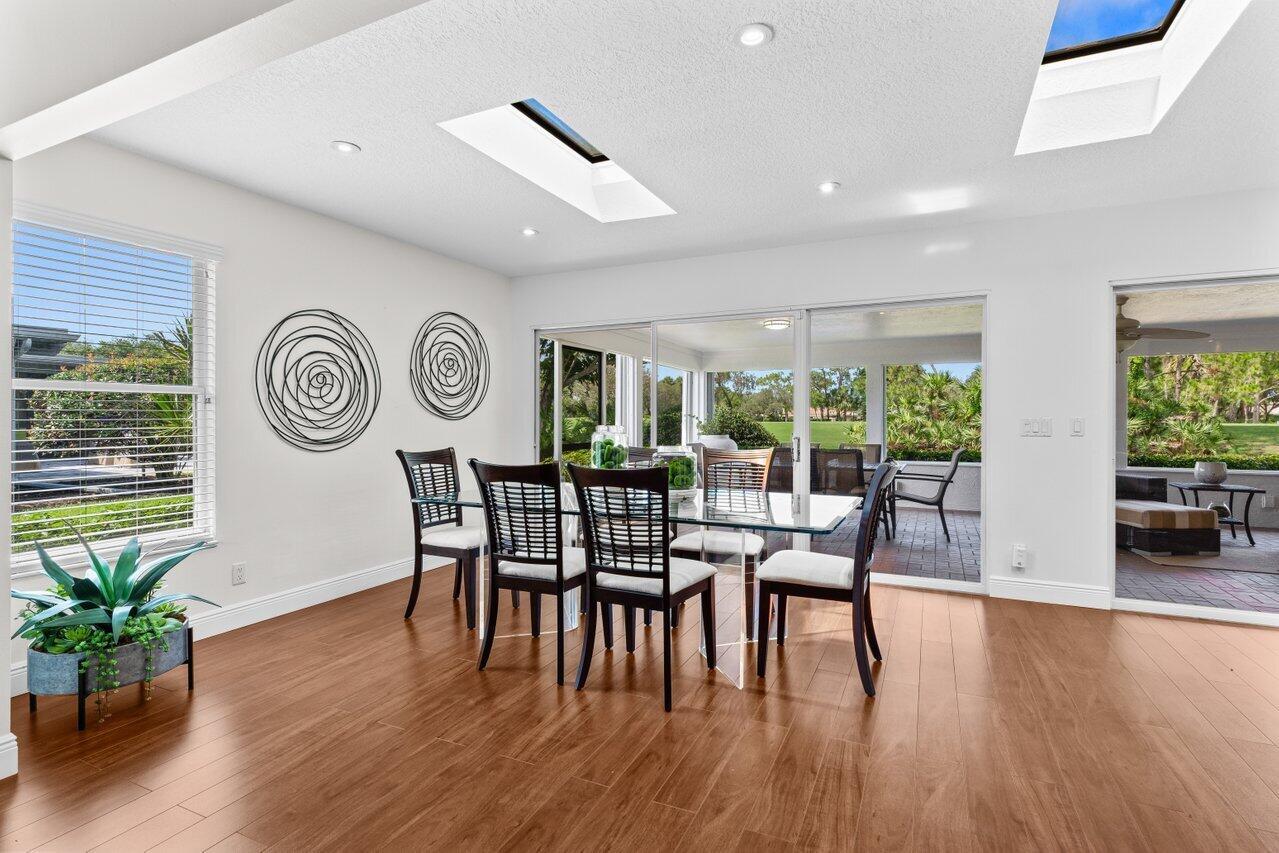 EASTPOINTE COUNTRY CLUB 8 - Residential Lease