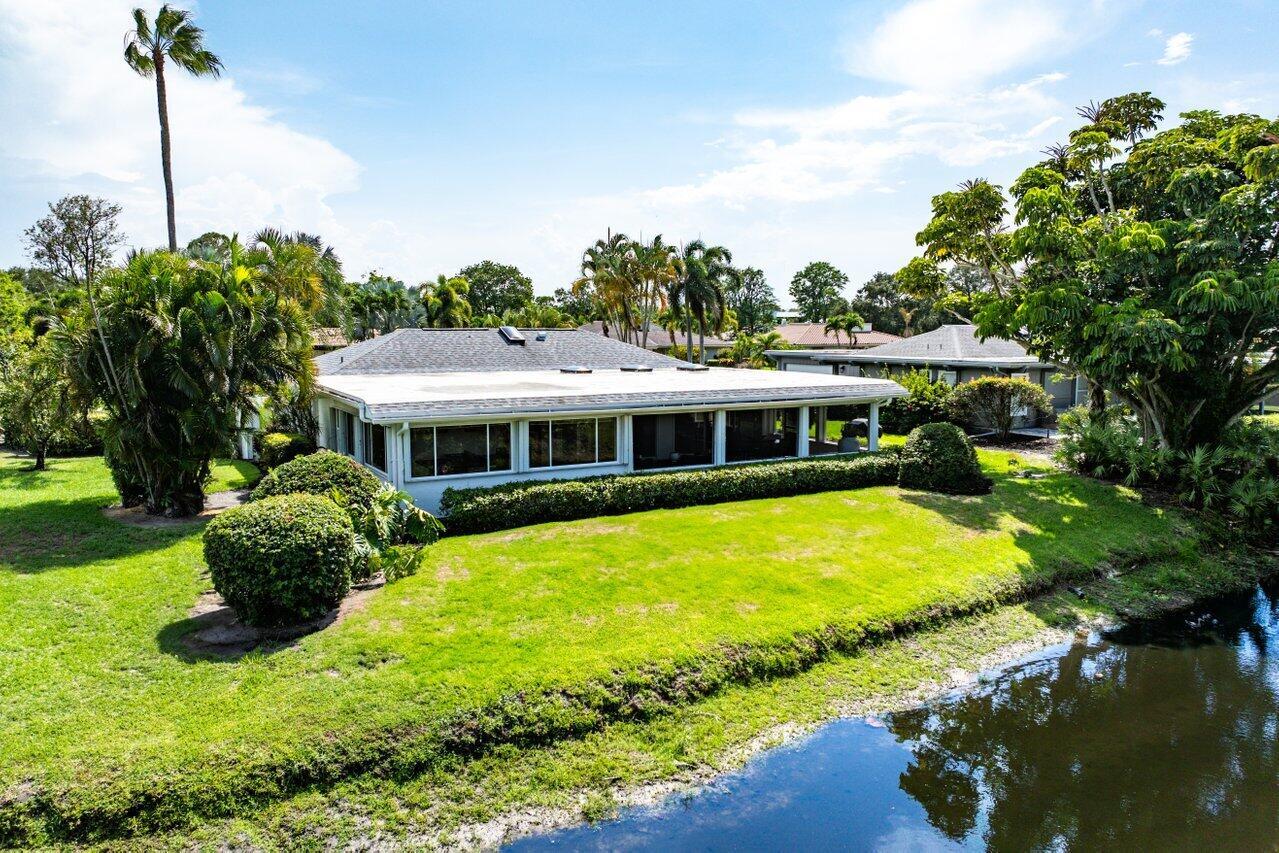 EASTPOINTE COUNTRY CLUB 8 - Residential Lease