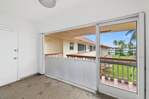 Tiny photo for 5300 WASHINGTON Street #K330, Hollywood, FL 33021 (MLS # B26084164)