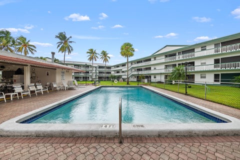 Tiny photo for 5300 WASHINGTON Street #K330, Hollywood, FL 33021 (MLS # B26084164)
