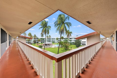 Tiny photo for 5300 WASHINGTON Street #K330, Hollywood, FL 33021 (MLS # B26084164)