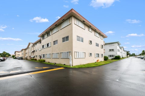 Tiny photo for 5300 WASHINGTON Street #K330, Hollywood, FL 33021 (MLS # B26084164)