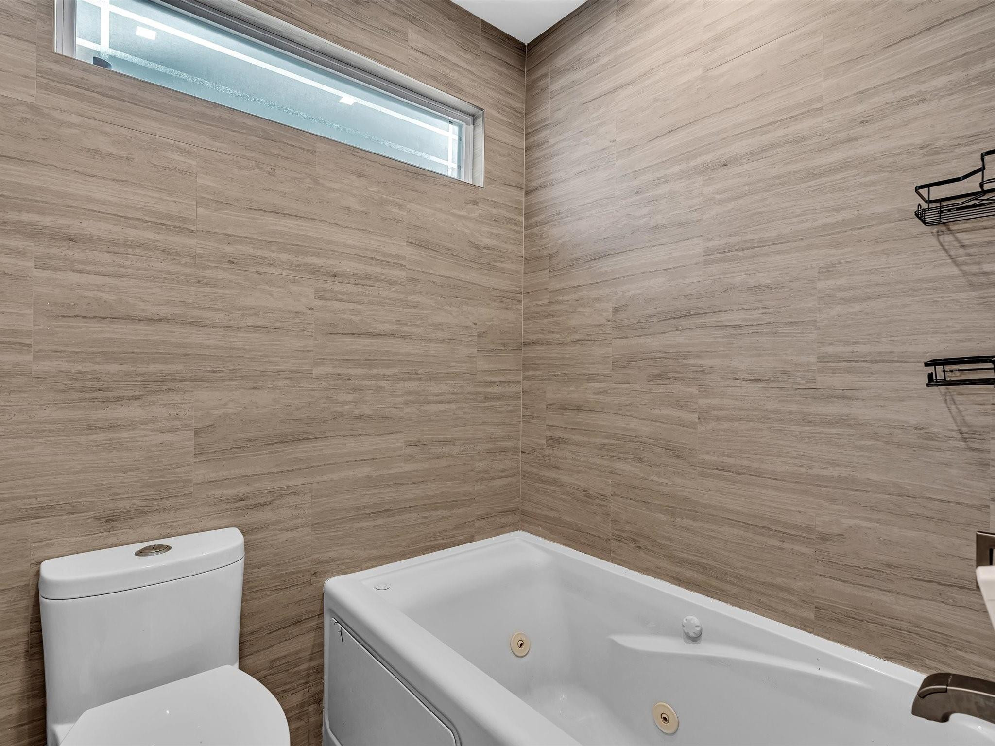 SHERIDAN OAKS VILLAS - Residential