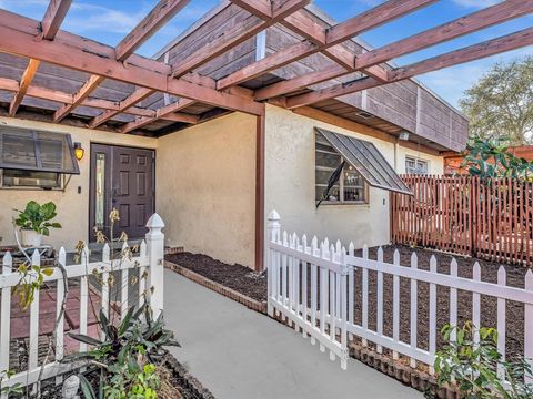 2551 N 40th Avenue 2551 Hollywood FL 33021