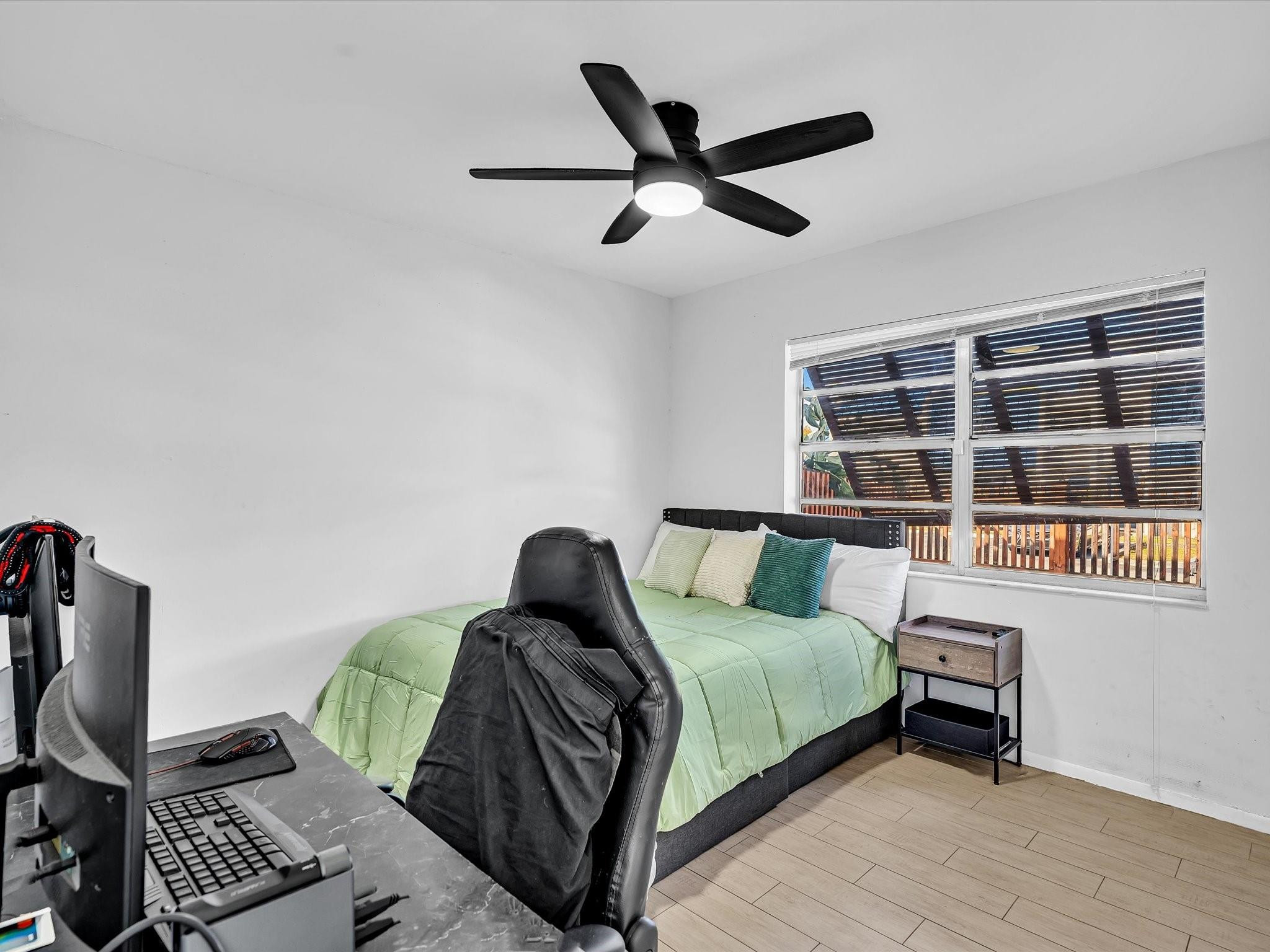 SHERIDAN OAKS VILLAS - Residential