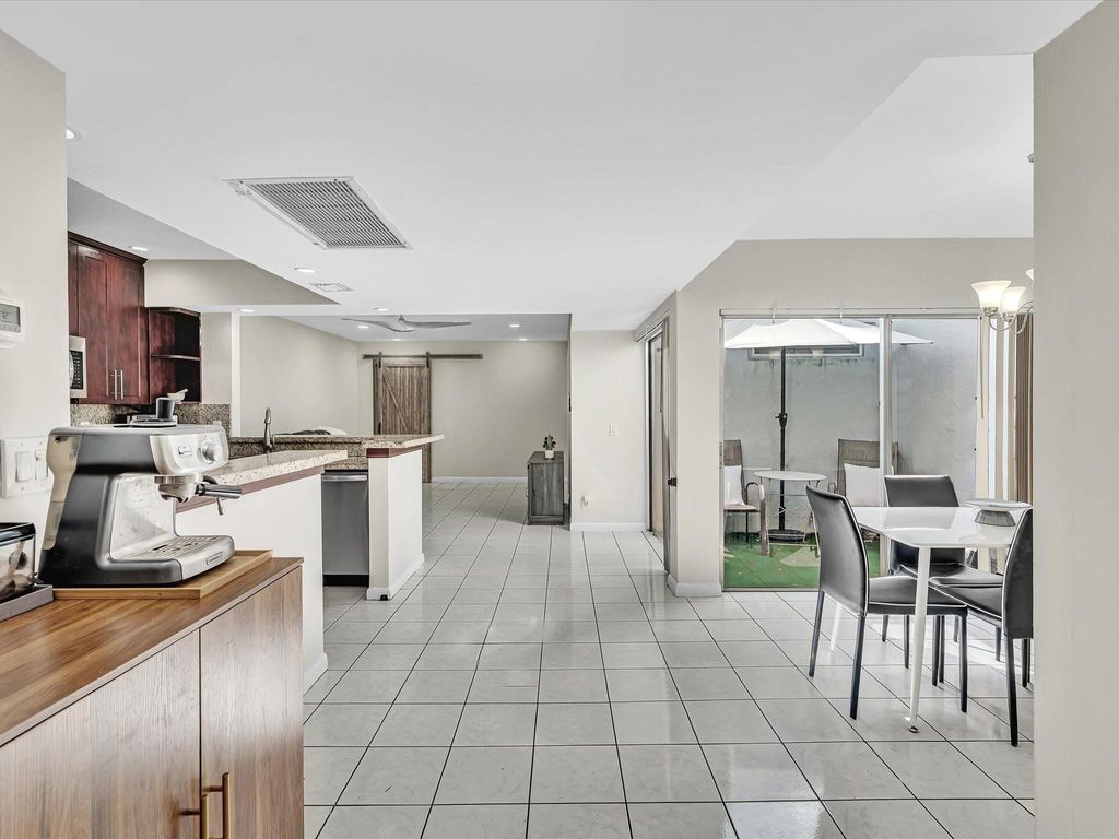 Photo of 2551 N 40th Avenue #2551, Hollywood, FL 33021 (MLS # F10551870)