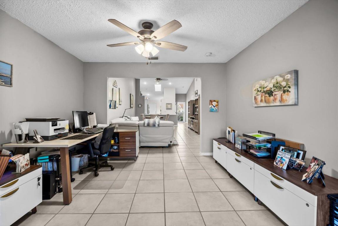 WHISPERING SOUND - Residential