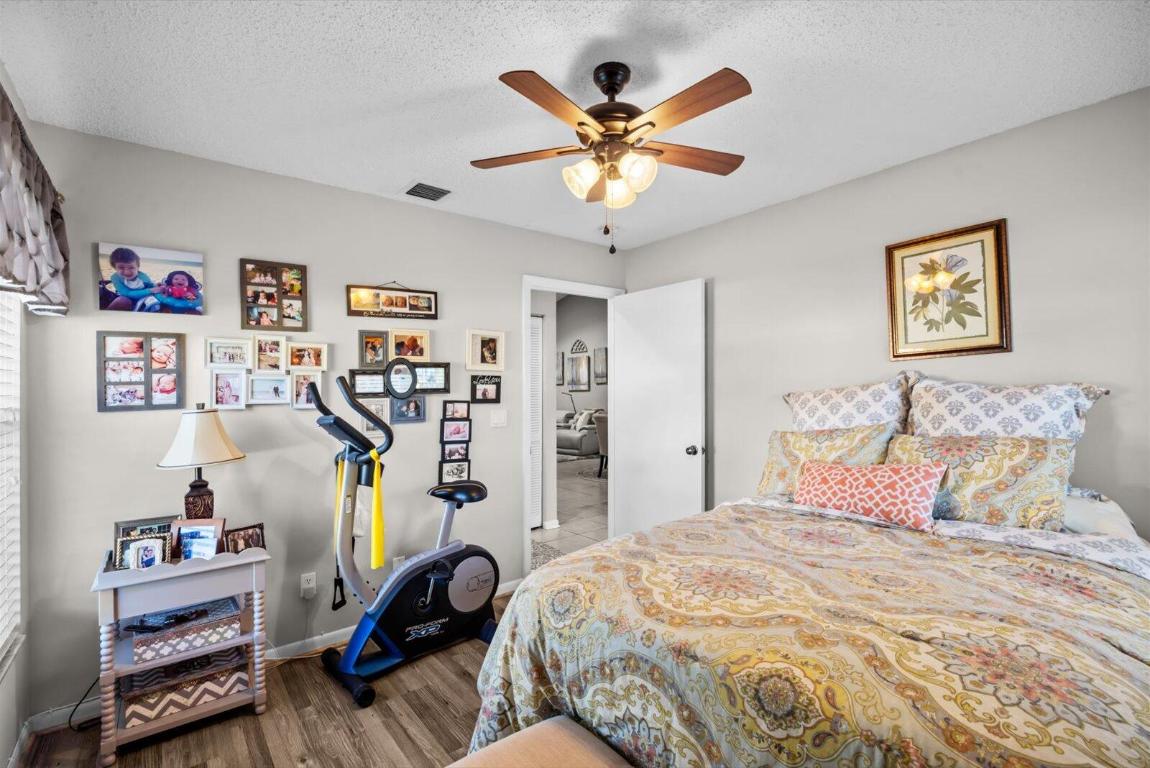 WHISPERING SOUND - Residential