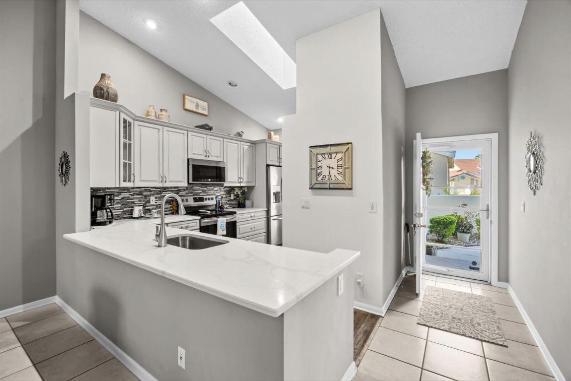 3800 SW Whispering Sound Drive