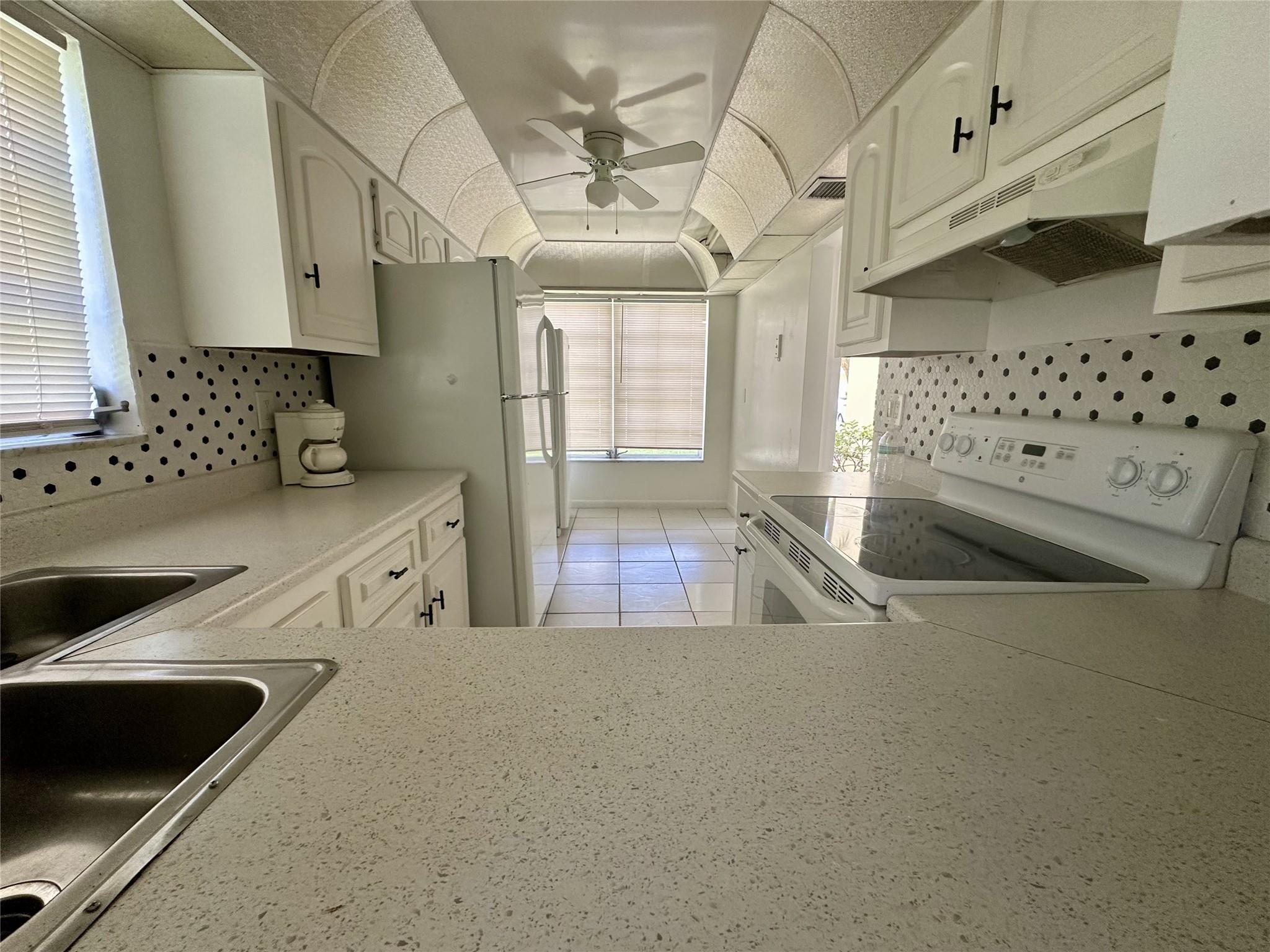 BERMUDA CLUB SEC 1 - Residential Lease