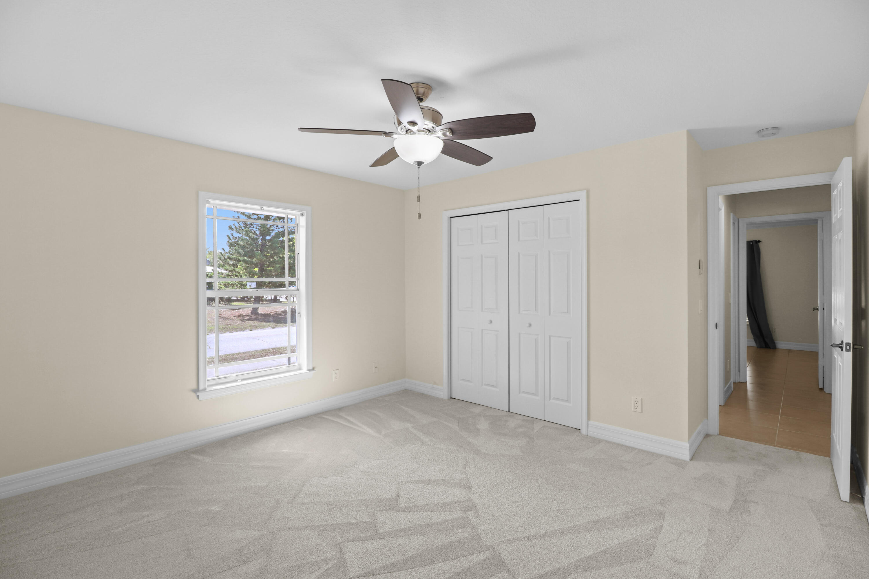 PORT SALERNO - Residential Lease