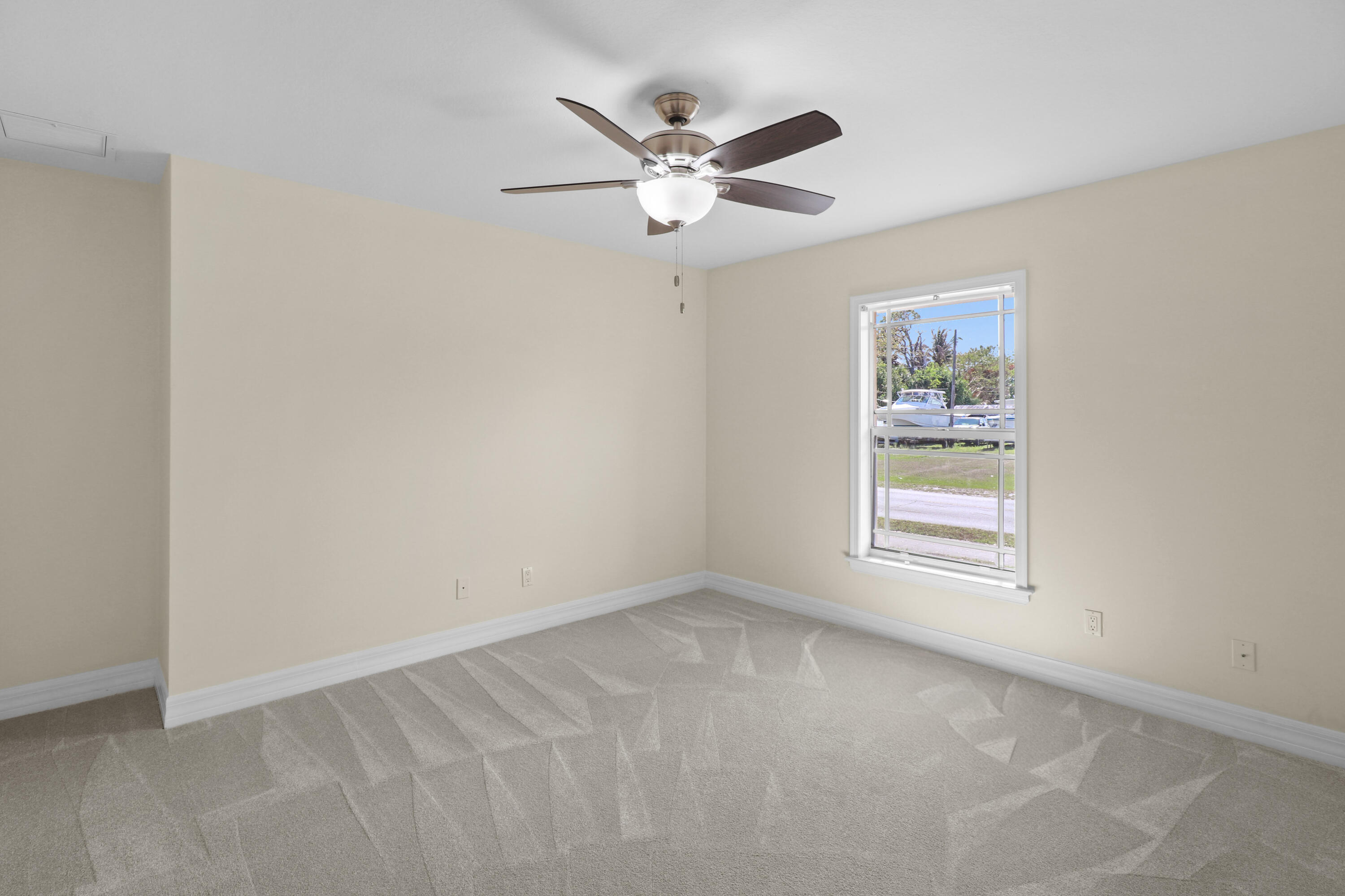 PORT SALERNO - Residential Lease