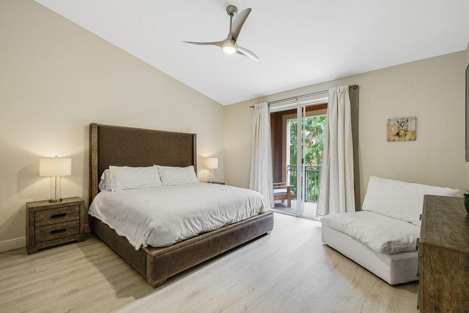 ST ANDREWS AT POLO CLUB CONDO - Residential