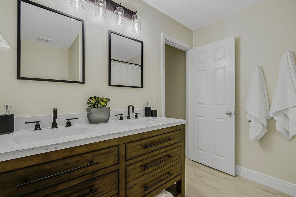 ST ANDREWS AT POLO CLUB CONDO - Residential