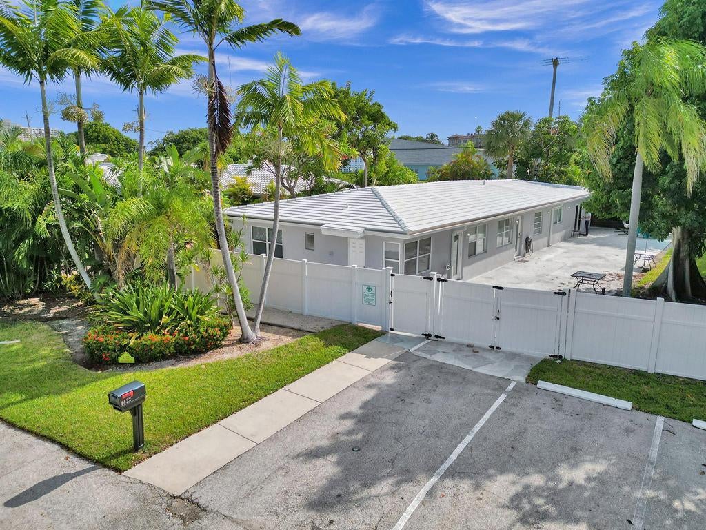 Photo of 4422 Sea Grape Drive, Lauderdale By The Sea, FL 33308 (MLS # B26077991)