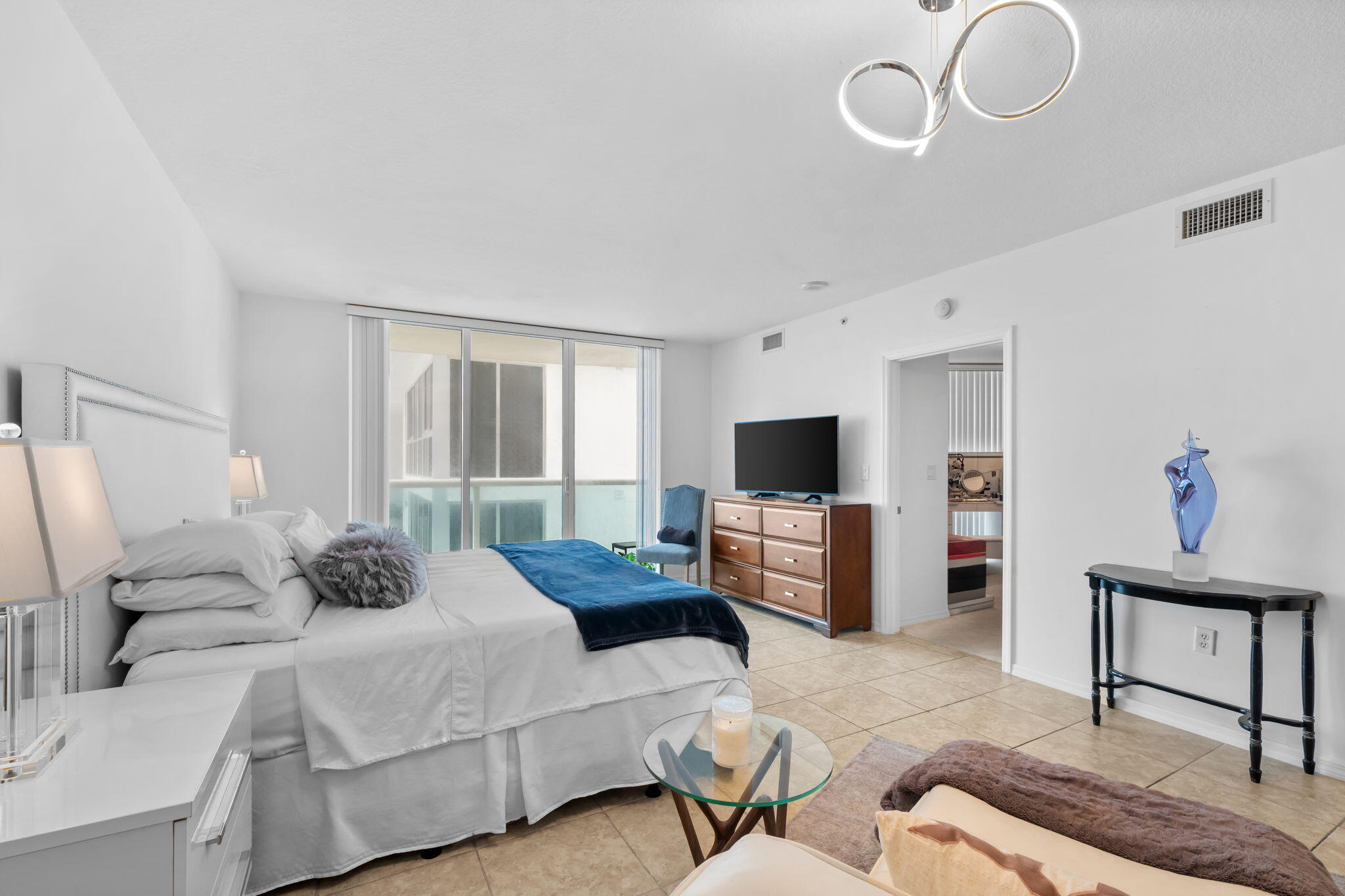 347 N New River Drive 1506