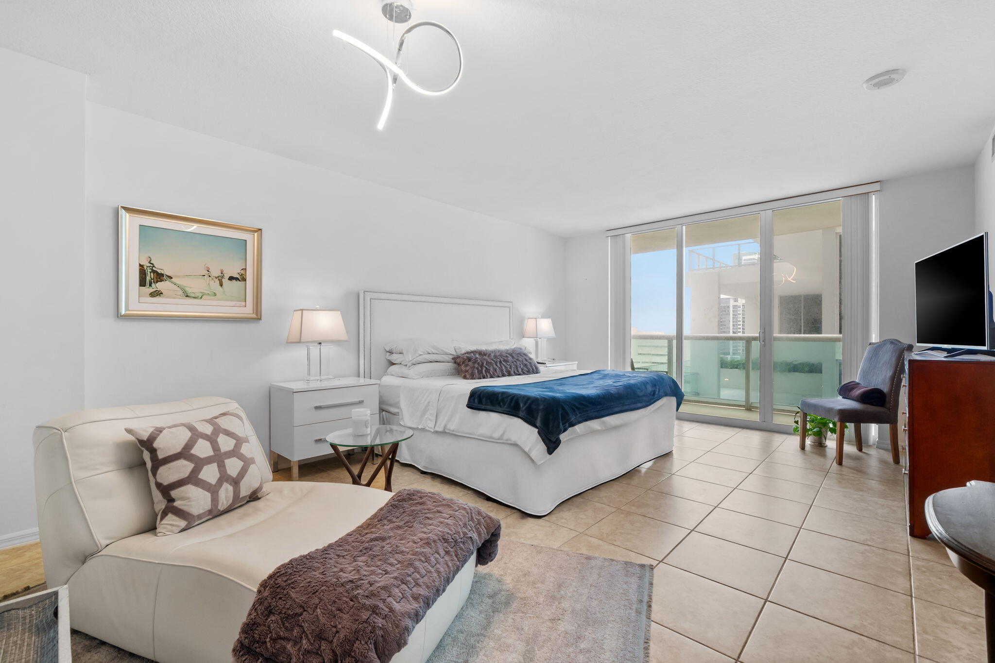 347 N New River Drive 1506