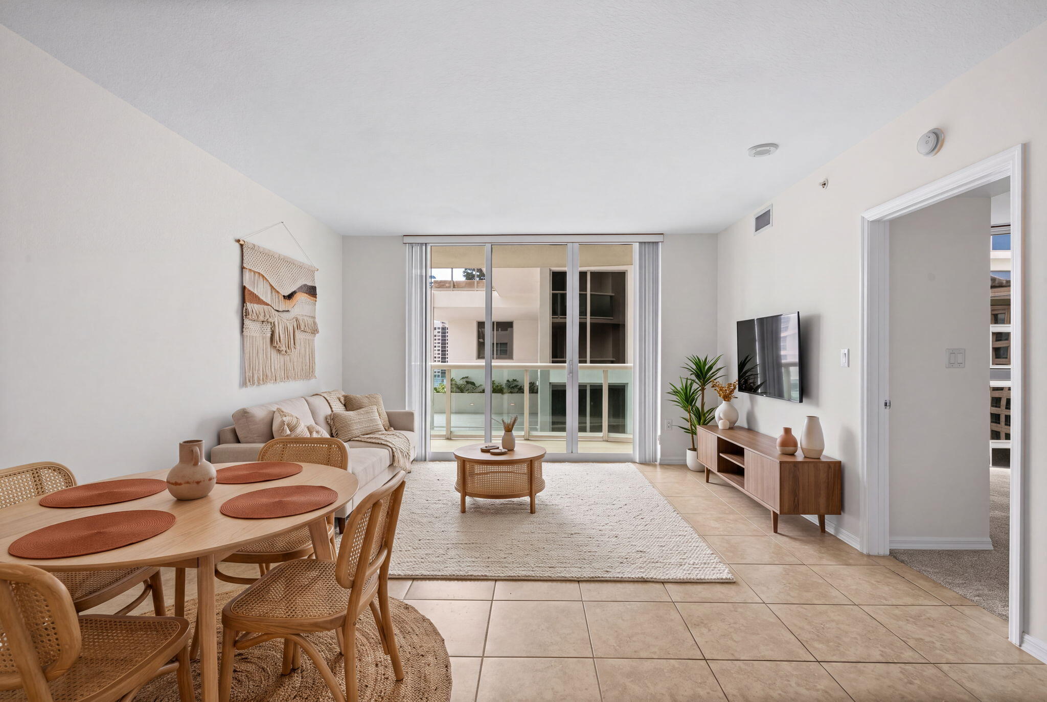 347 N New River Drive 1506