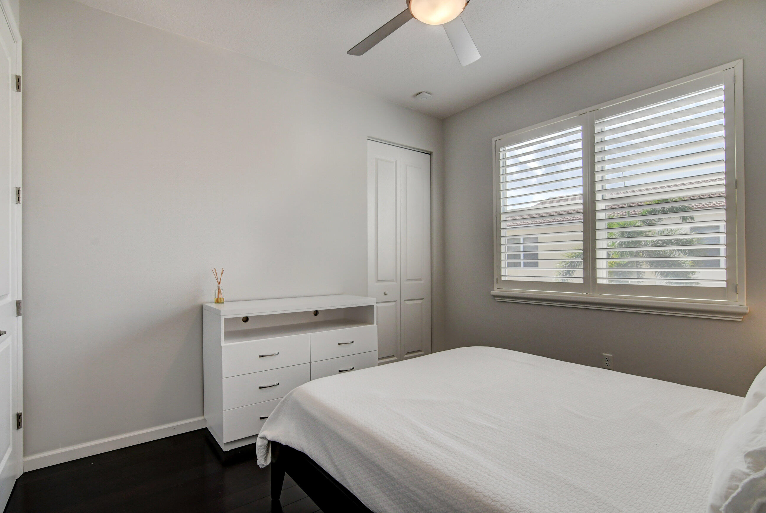 BLUE LAKLE TOWNHOMES - Residential