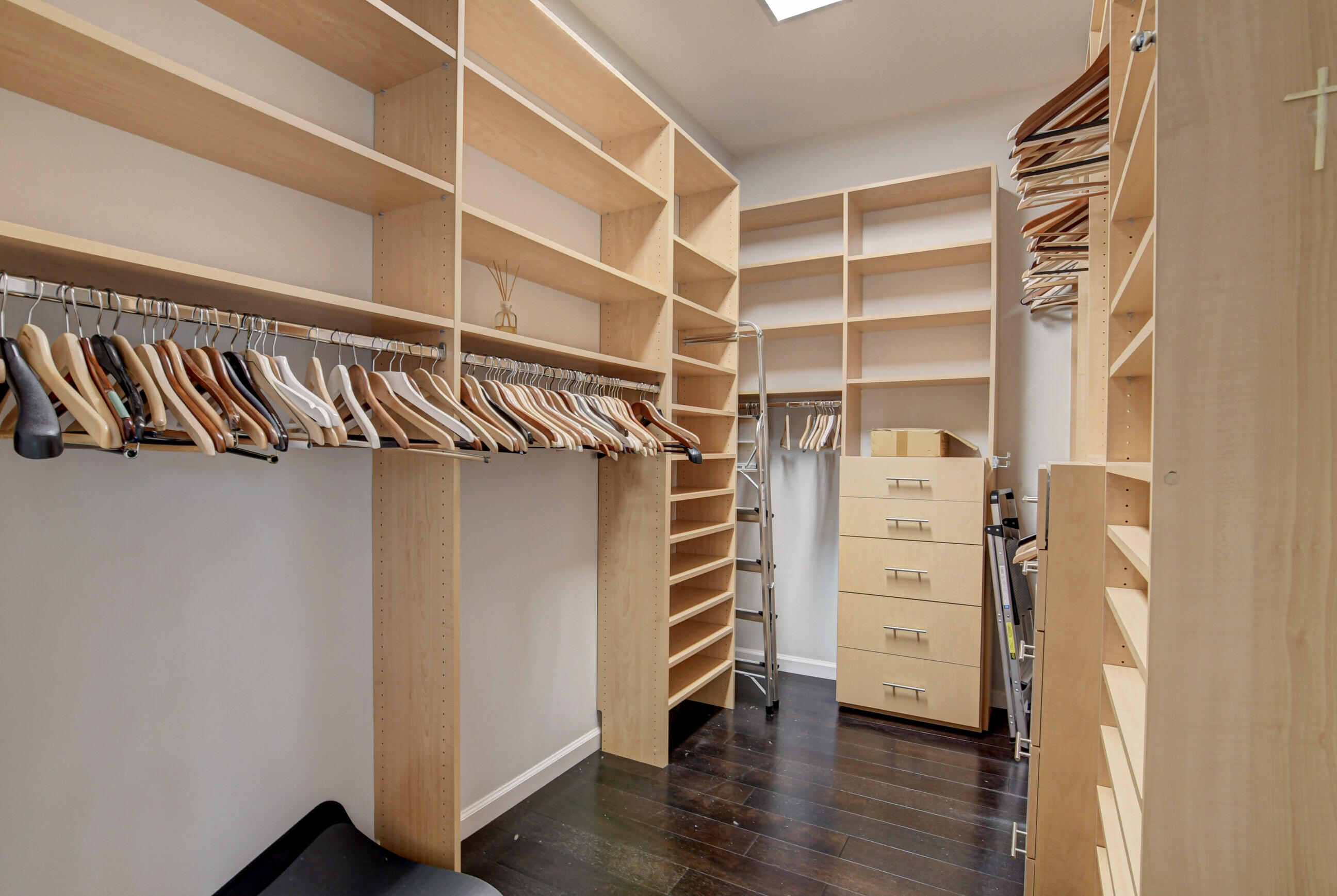 BLUE LAKLE TOWNHOMES - Residential