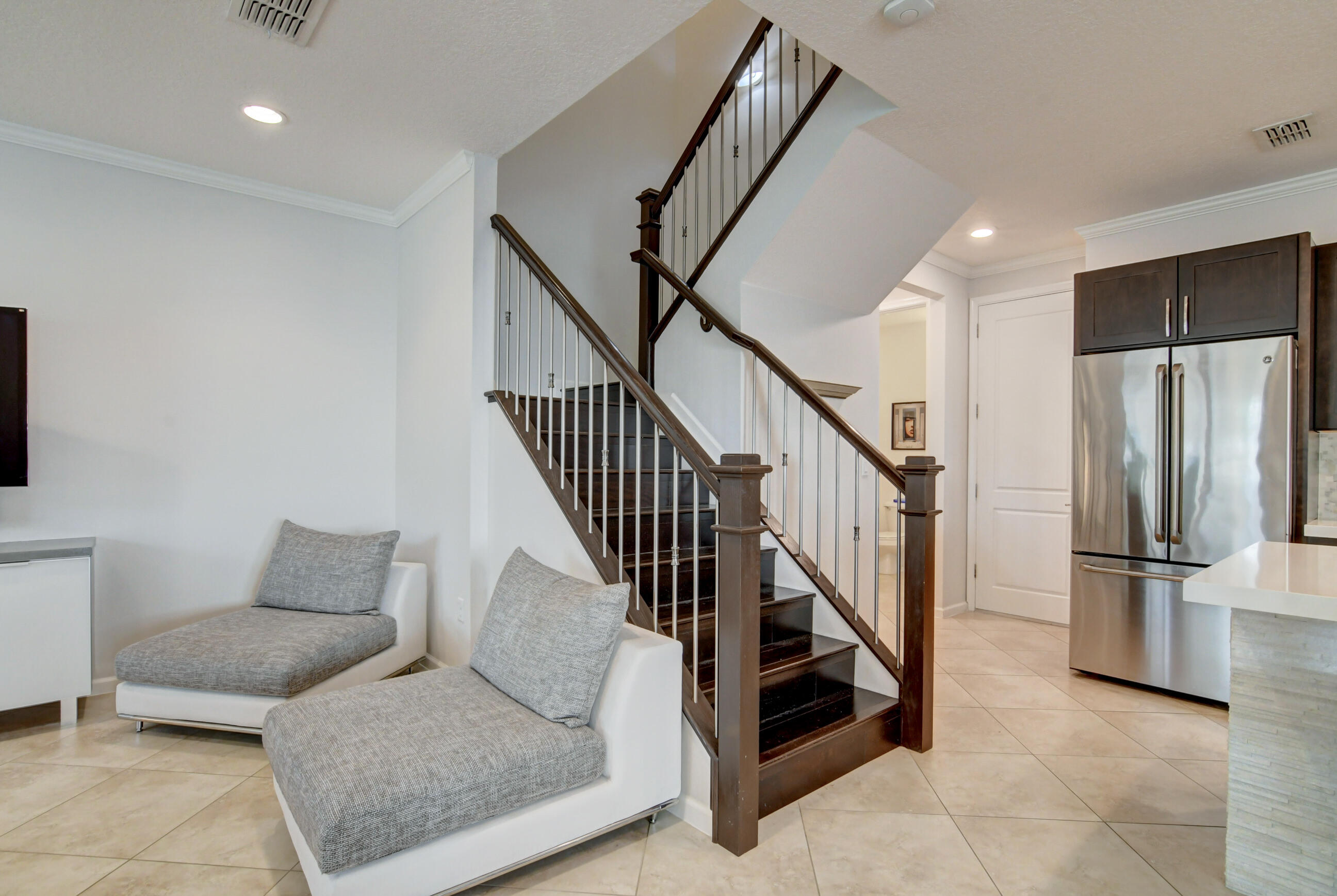 BLUE LAKLE TOWNHOMES - Residential