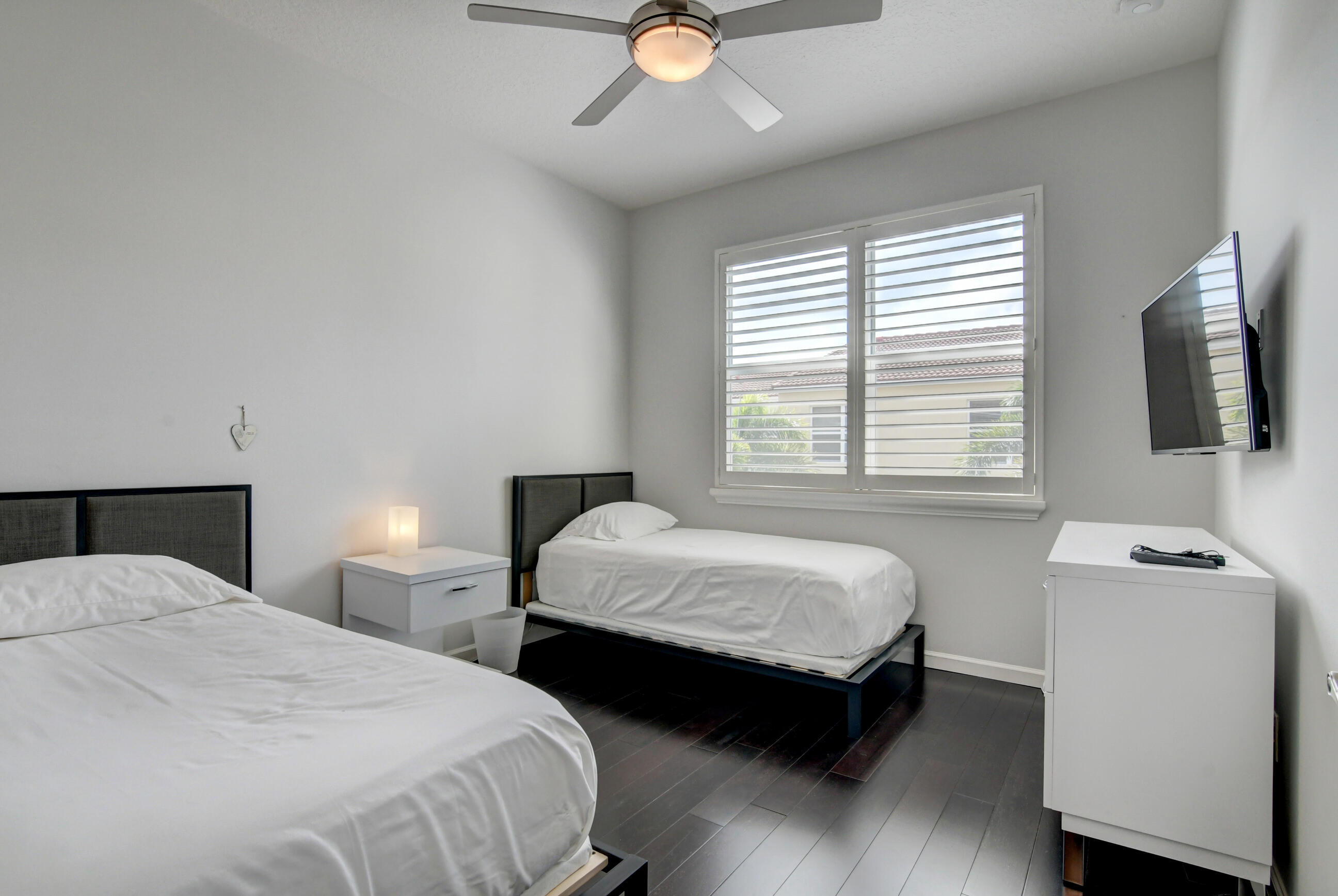 BLUE LAKLE TOWNHOMES - Residential