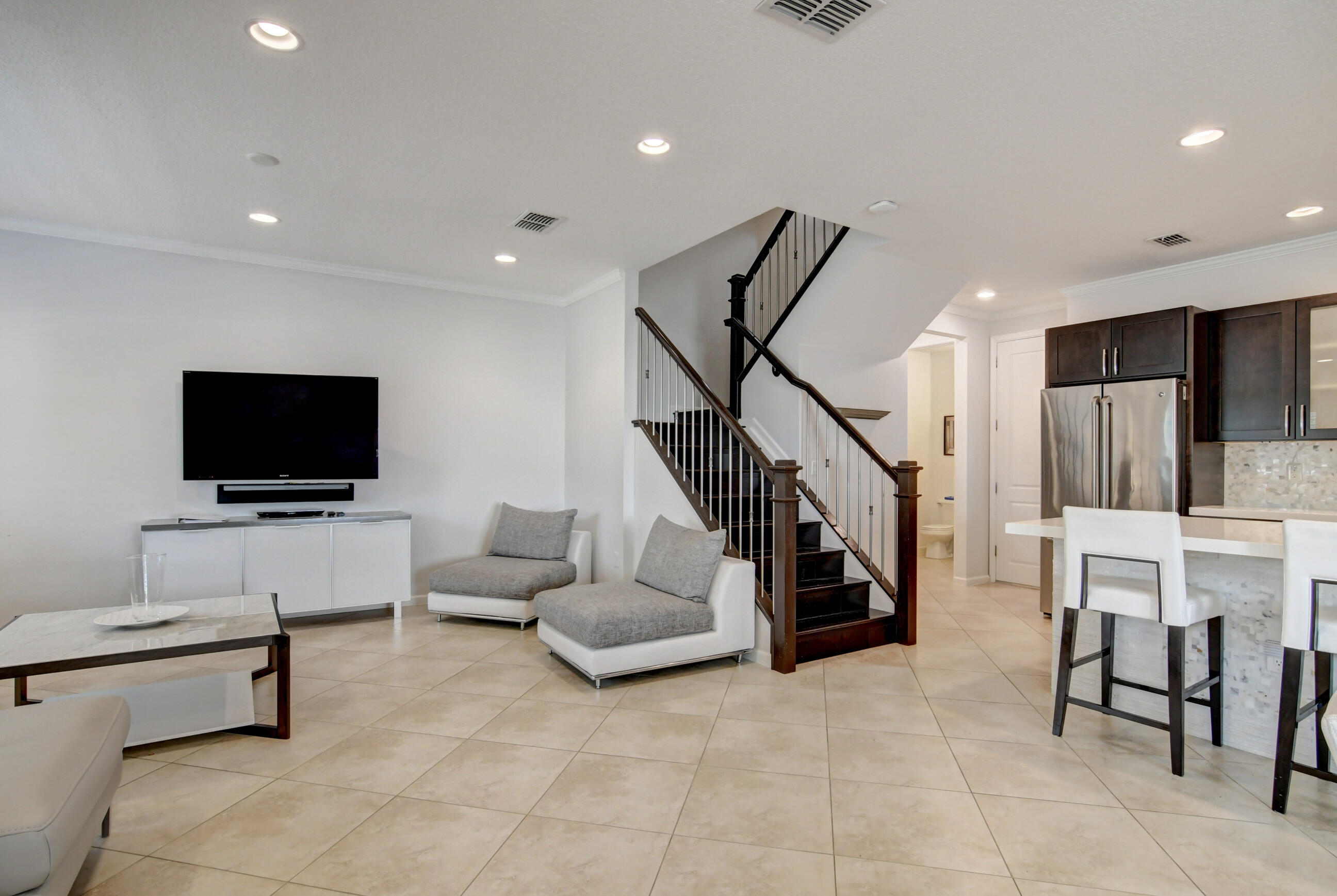 BLUE LAKLE TOWNHOMES - Residential